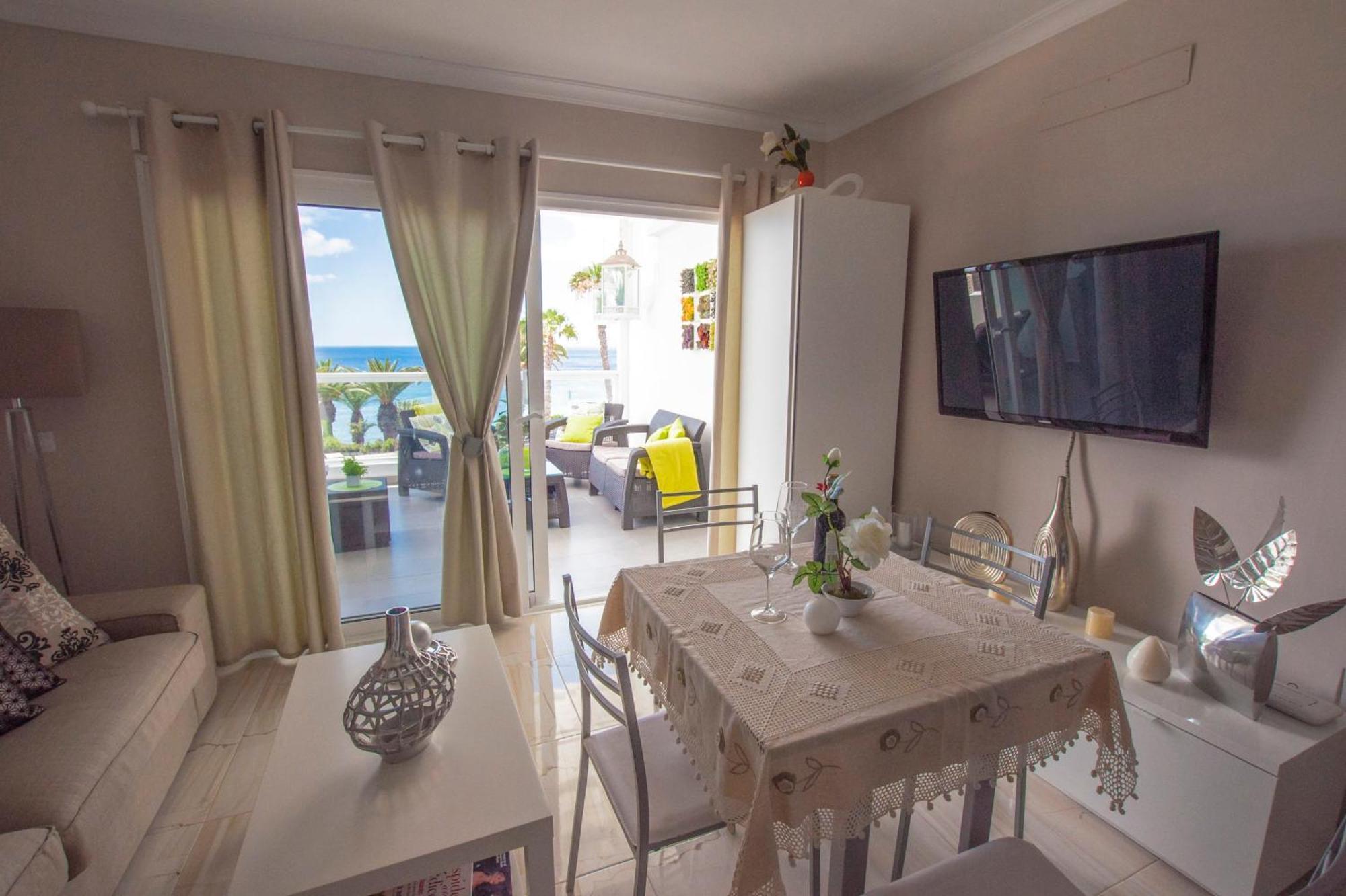 Ferienwohnung Casa Oceano On The Front Line With Amazing Sea Views Puerto del Carmen  Exterior foto